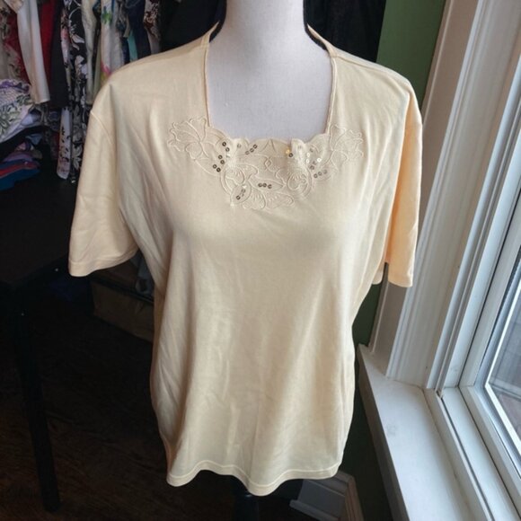 Women's Blouse, Size L, Pale Yellow - Picture 1 of 3
